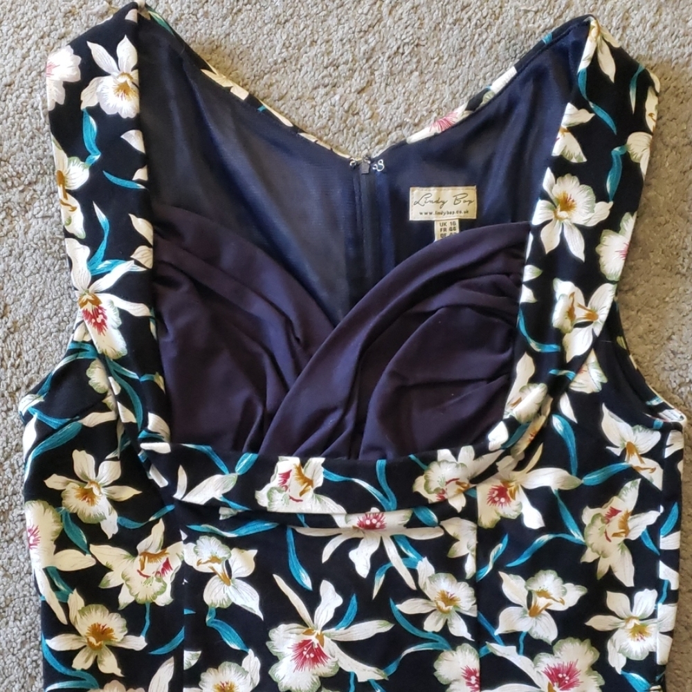 Lindy bop floral dress uk 16 xl nwt